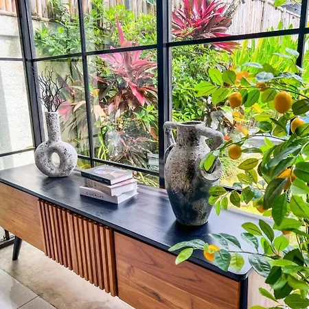Island Boy Guesthouse N Prime Location In Canggu